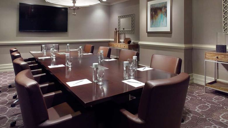 <b>Hilton Garden Inn Atlanta Buckhead Meeting</b>. Images powered by <a href="https://iceportal.shijigroup.com/" title="IcePortal" target="_blank">IcePortal</a>.