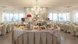<b>Best Western Maison B Hotel Restaurant</b>. Images powered by <a href="https://iceportal.shijigroup.com/" title="IcePortal" target="_blank">IcePortal</a>.