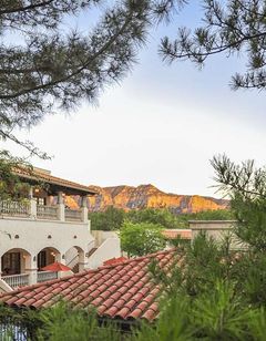 Los Abrigados Resort & Spa