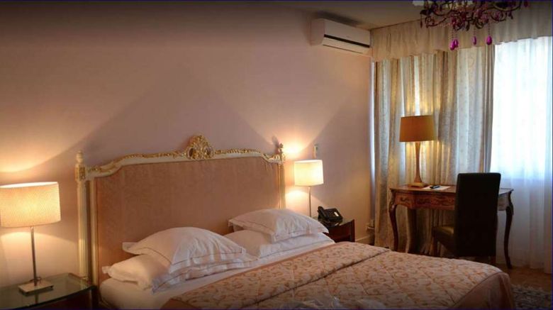 <b>Hotel Adriatica Room</b>. Images powered by <a href="https://iceportal.shijigroup.com/" title="IcePortal" target="_blank">IcePortal</a>.