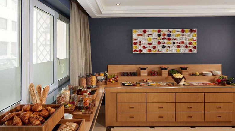 <b>Villa Hotel Majestic Restaurant</b>. Images powered by <a href=https://www.travelagewest.com/Hotels/Paris/
