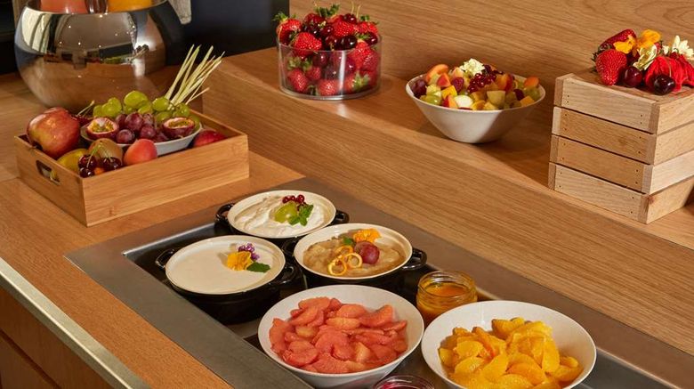 <b>Villa Hotel Majestic Restaurant</b>. Images powered by <a href=https://www.travelagewest.com/Hotels/Paris/