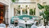 <b>100 Queen's Gate Hotel, Curio by Hilton Restaurant</b>. Images powered by <a href="https://iceportal.shijigroup.com/" title="IcePortal" target="_blank">IcePortal</a>.
