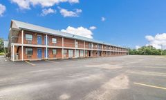 Motel 6 Metropolis IL