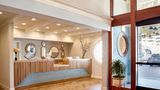 <b>Waterfront Hotel Lobby</b>. Images powered by <a href="https://iceportal.shijigroup.com/" title="IcePortal" target="_blank">IcePortal</a>.