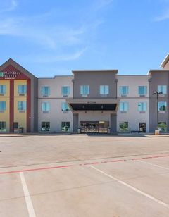 MainStay Suites