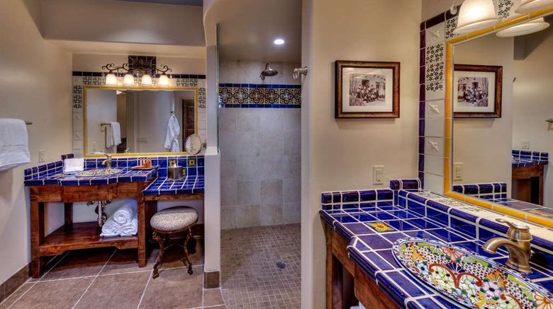 <b>Hacienda Del Sol Guest Ranch Resort Room</b>. Images powered by <a href="https://iceportal.shijigroup.com/" title="IcePortal" target="_blank">IcePortal</a>.