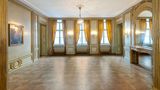 <b>Hotel Bayerischer Hof Ballroom</b>. Images powered by <a href="https://iceportal.shijigroup.com/" title="IcePortal" target="_blank">IcePortal</a>.