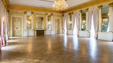 <b>Hotel Bayerischer Hof Ballroom</b>. Images powered by <a href="https://iceportal.shijigroup.com/" title="IcePortal" target="_blank">IcePortal</a>.