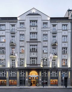The Emblem Hotel