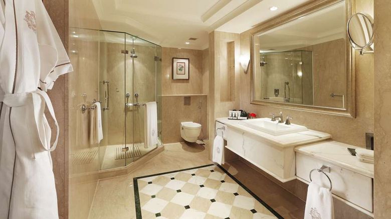 <b>The Imperial New Delhi Suite</b>. Images powered by <a href="https://iceportal.shijigroup.com/" title="IcePortal" target="_blank">IcePortal</a>.