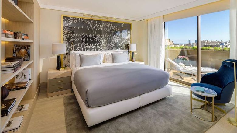 <b>The One Barcelona Hotel Suite</b>. Images powered by <a href=https://www.travelagewest.com/Hotels/Barcelona/