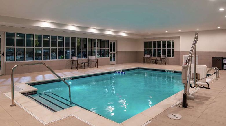 <b>Hilton Garden Inn Kansas City Airport Pool</b>. Images powered by <a href="https://iceportal.shijigroup.com/" title="IcePortal" target="_blank">IcePortal</a>.