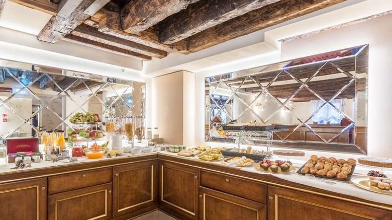 <b>Hotel Nani Mocenigo Palace Restaurant</b>. Images powered by <a href="https://iceportal.shijigroup.com/" title="IcePortal" target="_blank">IcePortal</a>.
