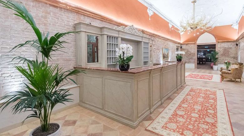 <b>Hotel Nani Mocenigo Palace Lobby</b>. Images powered by <a href="https://iceportal.shijigroup.com/" title="IcePortal" target="_blank">IcePortal</a>.