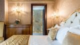<b>Hotel Nani Mocenigo Palace Room</b>. Images powered by <a href="https://iceportal.shijigroup.com/" title="IcePortal" target="_blank">IcePortal</a>.