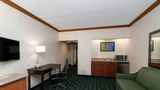 Wingate by Wyndham Asheville Airport Suite