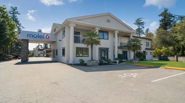 Motel 6 Victoria Airport Saanichton Exterior. Images powered by <a href="https://iceportal.shijigroup.com" target="_blank" rel="noopener">Ice Portal</a>.