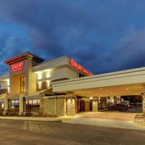 Drury Inn & Suites Poplar Bluff