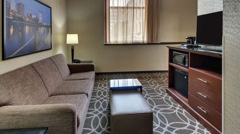 <b>Drury Plaza Hotel Cleveland Downtown Room</b>. Images powered by <a href="https://iceportal.shijigroup.com/" title="IcePortal" target="_blank">IcePortal</a>.
