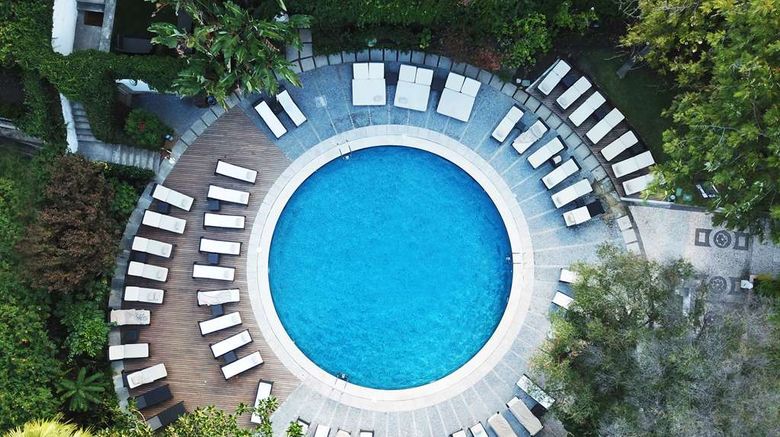 <b>Tivoli Avenida Liberdade Lisboa Pool</b>. Images powered by <a href="https://iceportal.shijigroup.com/" title="IcePortal" target="_blank">IcePortal</a>.