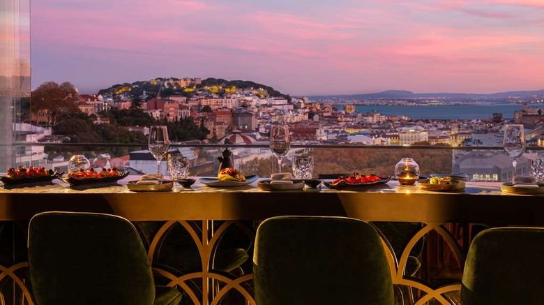 <b>Tivoli Avenida Liberdade Lisboa Restaurant</b>. Images powered by <a href="https://iceportal.shijigroup.com/" title="IcePortal" target="_blank">IcePortal</a>.