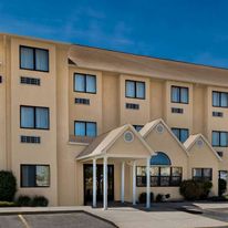 Baymont by Wyndham Farmington
