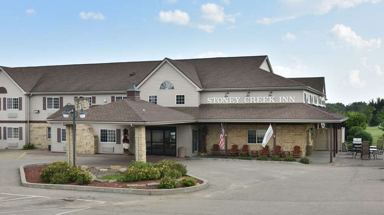 <b>Stoney Creek Inn & Conference Center Exterior</b>. Images powered by <a href="https://iceportal.shijigroup.com/" title="IcePortal" target="_blank">IcePortal</a>.