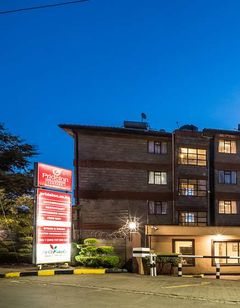 PrideInn Lantana Suites
