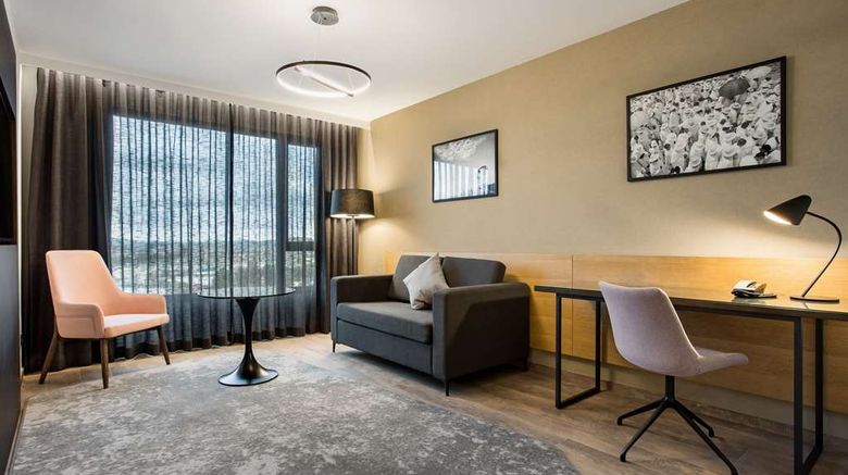 <b>Radisson Blu Antananarivo Waterfront Suite</b>. Images powered by <a href="https://iceportal.shijigroup.com/" title="IcePortal" target="_blank">IcePortal</a>.
