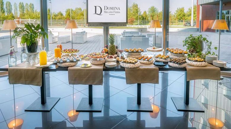 <b>Domina Milano Fiera Restaurant</b>. Images powered by <a href="https://iceportal.shijigroup.com/" title="IcePortal" target="_blank">IcePortal</a>.