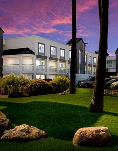 SureStay Plus Hotel by BW Scottsdale N