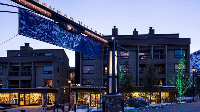 Vail 21, A Destination Residence Hotel Exterior. Images powered by <a href="https://iceportal.shijigroup.com" target="_blank" rel="noopener">Ice Portal</a>.