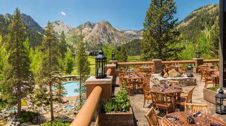 squaw valley hotels luxury