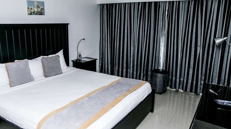 <b>Hotel Napolitano Room</b>. Images powered by <a href="https://iceportal.shijigroup.com/" title="IcePortal" target="_blank">IcePortal</a>.