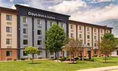 Days Inn and Suites by Wyndham