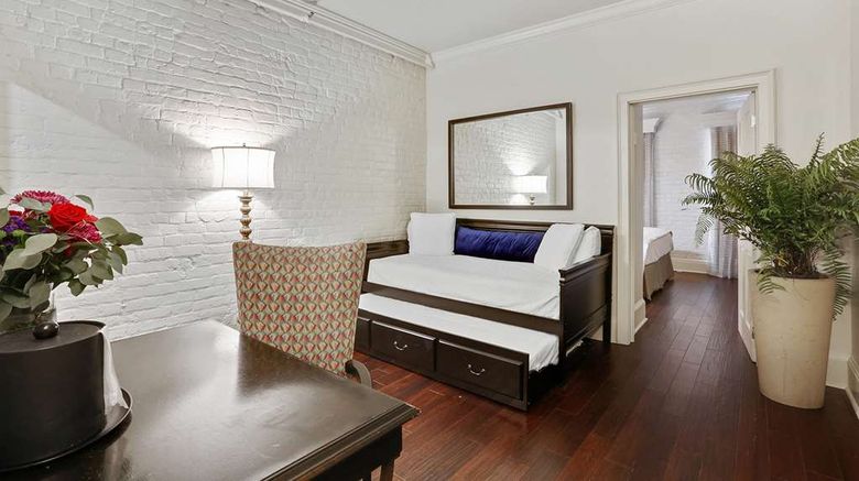 <b>La Galerie Hotel Room</b>. Images powered by <a href="https://iceportal.shijigroup.com/" title="IcePortal" target="_blank">IcePortal</a>.