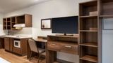 WoodSpring Suites Washington DC Room