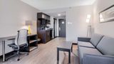 GLo Best Western Mississauga Corp Centre Suite