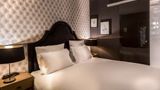 Hotel La Parizienne by Elegancia Room