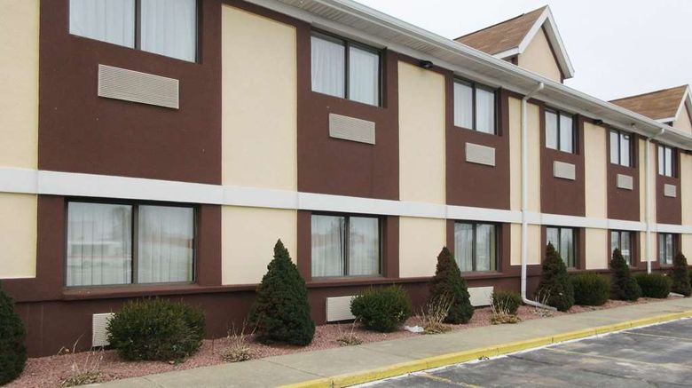 Quality Inn  and  Suites Benton Harbor MI Exterior. Images powered by <a href="https://iceportal.shijigroup.com" target="_blank" rel="noopener">Ice Portal</a>.