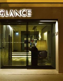 Glance Hotel