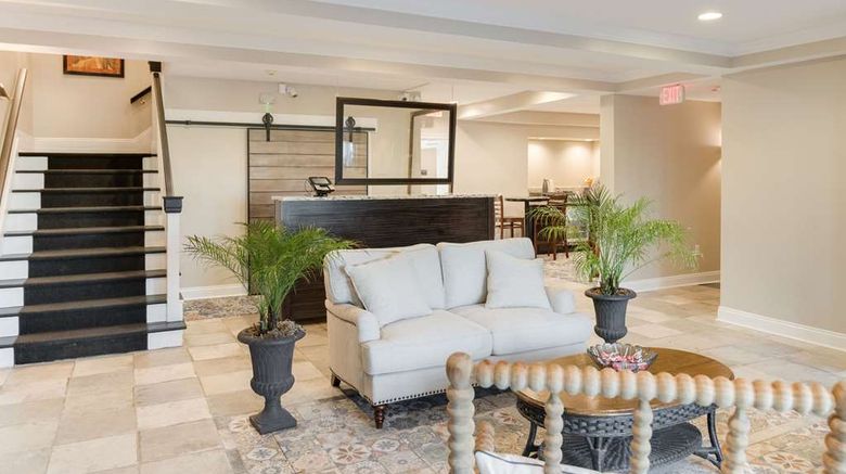 <b>The Port Inn Ascend Hotel Collection Lobby</b>. Images powered by <a href="https://iceportal.shijigroup.com/" title="IcePortal" target="_blank">IcePortal</a>.