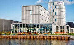 YOTEL Amsterdam