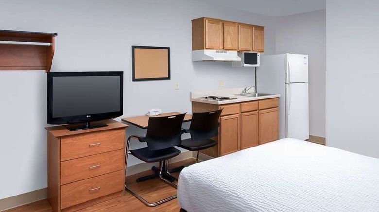 <b>Extended Stay America Select Room</b>. Images powered by <a href="https://iceportal.shijigroup.com/" title="IcePortal" target="_blank">IcePortal</a>.