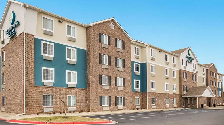 WoodSpring Suites Indianapolis Airport Exterior. Images powered by <a href="https://iceportal.shijigroup.com" target="_blank" rel="noopener">Ice Portal</a>.