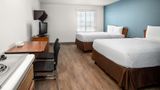 WoodSpring Suites Gulfport Room