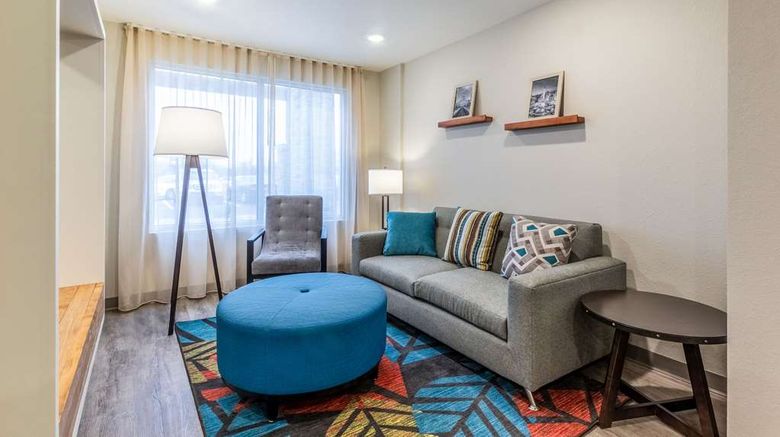 <b>WoodSpring Suites Indianapolis Castleton Lobby</b>. Images powered by <a href="https://iceportal.shijigroup.com/" title="IcePortal" target="_blank">IcePortal</a>.