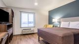 <b>WoodSpring Suites Airport South Room</b>. Images powered by <a href="https://iceportal.shijigroup.com/" title="IcePortal" target="_blank">IcePortal</a>.