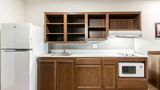 <b>WoodSpring Suites Airport South Room</b>. Images powered by <a href="https://iceportal.shijigroup.com/" title="IcePortal" target="_blank">IcePortal</a>.